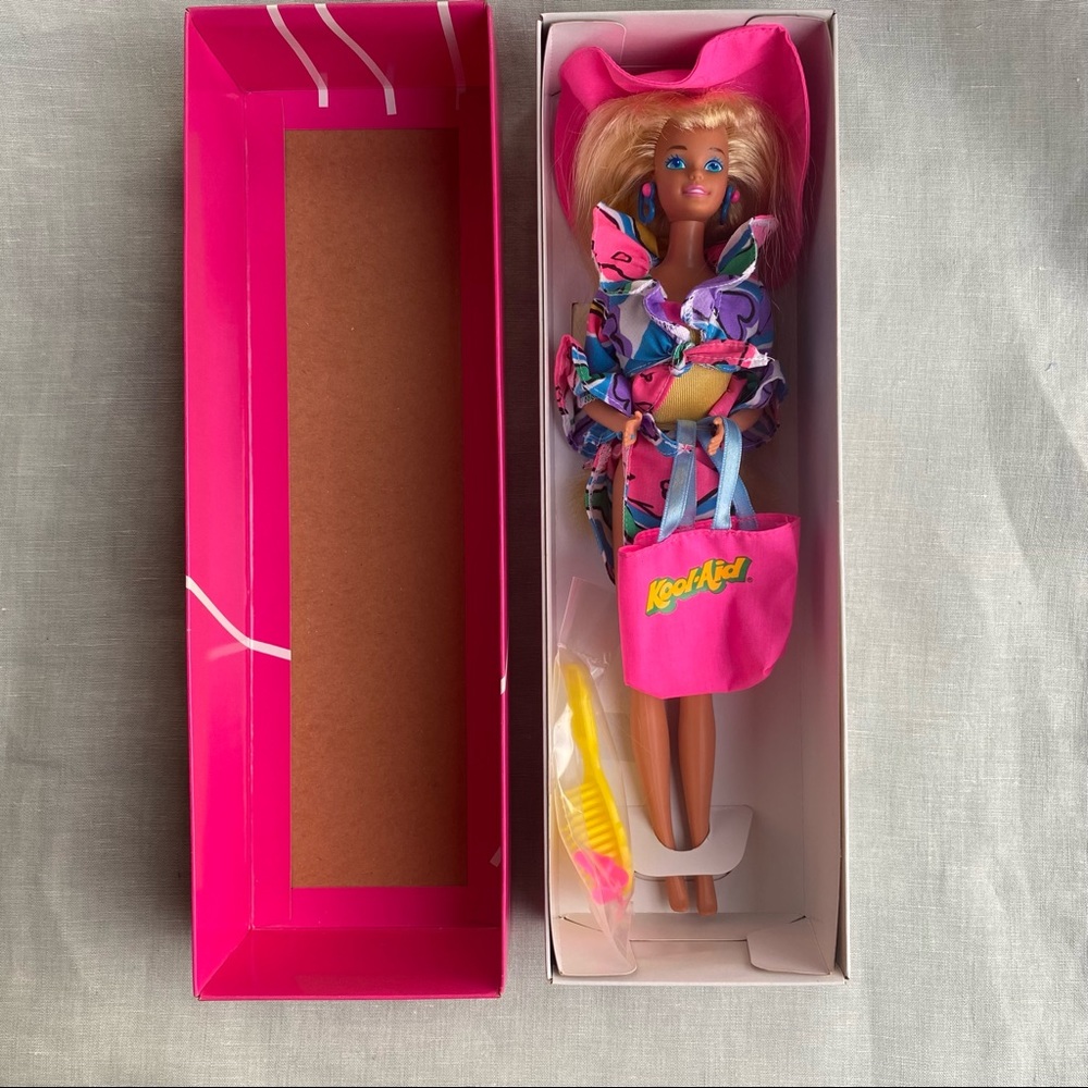 NIB Vintage 1994 Wacky Warehouse Kool-Aid Barbie doll